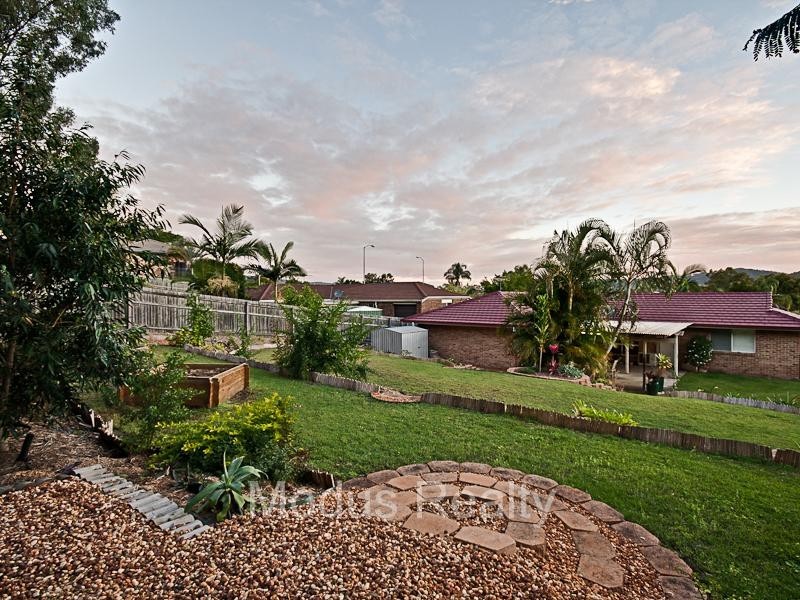 Mount Warren Park QLD 4207