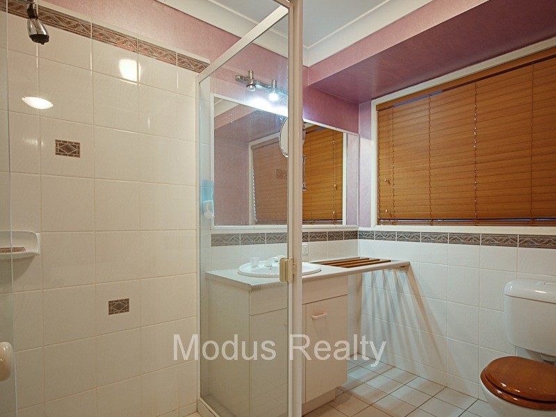 Mount Warren Park QLD 4207