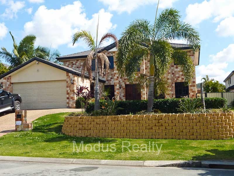 5 Riverside Tce, Windaroo QLD 4207