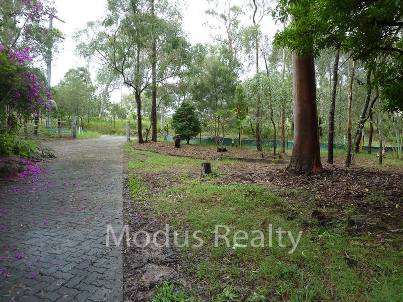 270 Tallagandra Road, Holmview QLD 4207