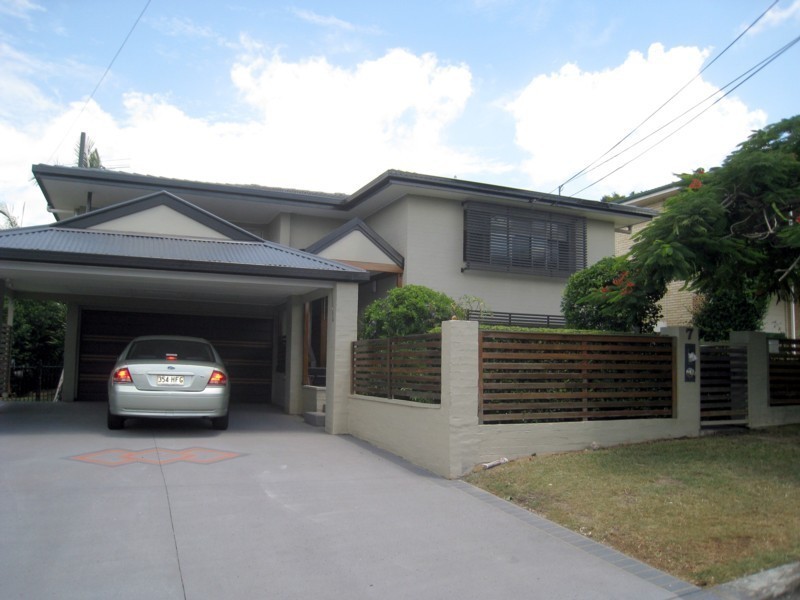 7 Jilloong Street, Mansfield QLD 4122