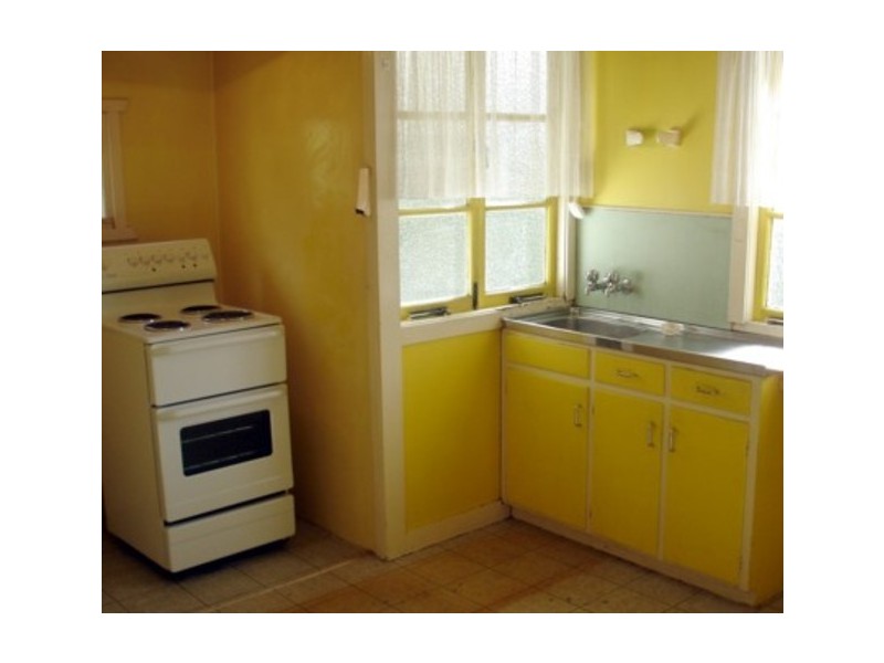 8 Albert Street, Margate QLD 4019