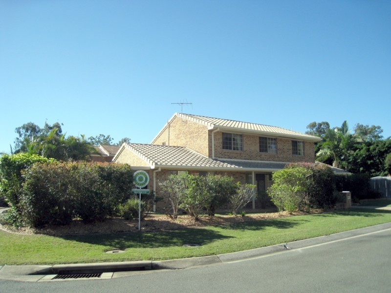 2 Sirius Street, Wishart QLD 4122