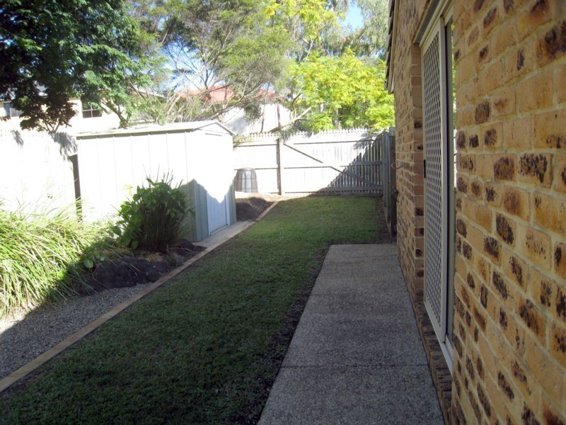 2 Sirius Street, Wishart QLD 4122