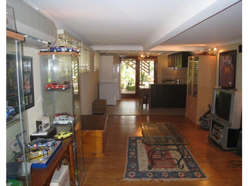 73 High Street, Mount Gravatt QLD 4122