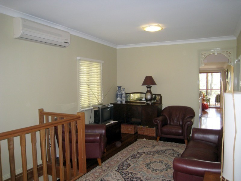 73 High Street, Mount Gravatt QLD 4122