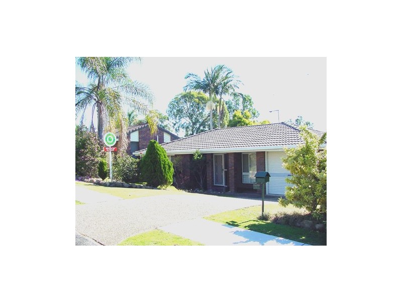 4 Banika Street, Mansfield QLD 4122