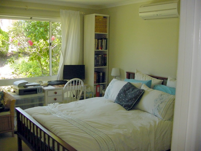 4 Banika Street, Mansfield QLD 4122