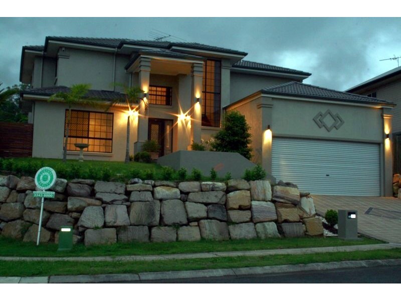 52 Winthrop Street, Wishart QLD 4122