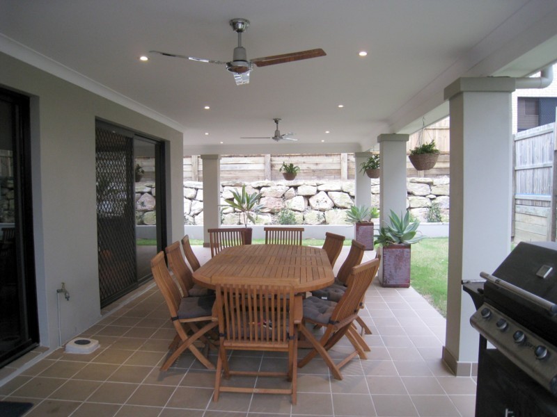 52 Winthrop Street, Wishart QLD 4122