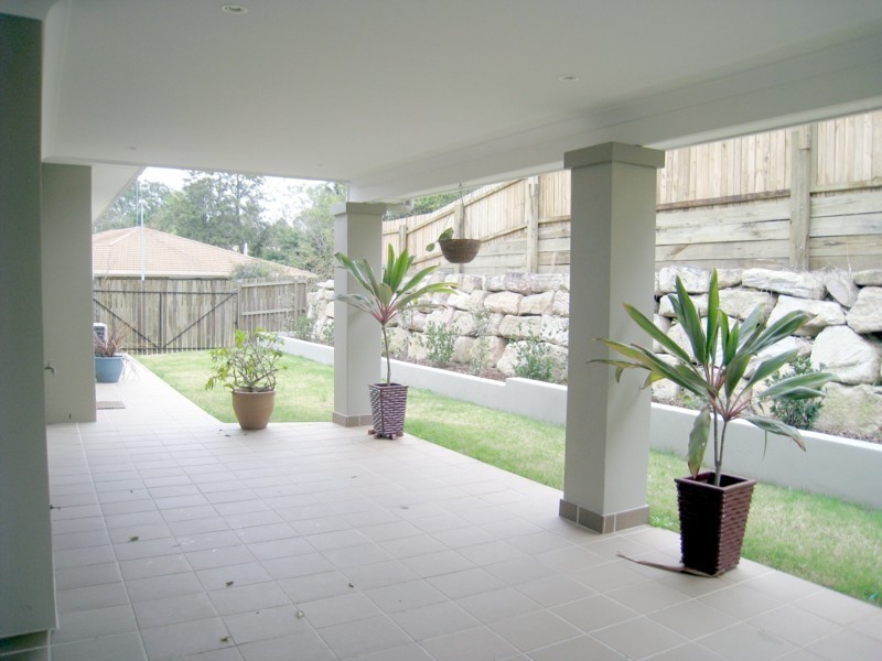 52 Winthrop Street, Wishart QLD 4122