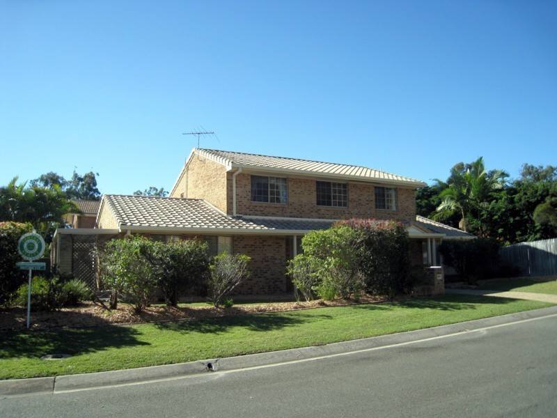 2 Sirius Street, Wishart QLD 4122