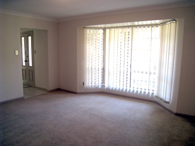 2 Sirius Street, Wishart QLD 4122