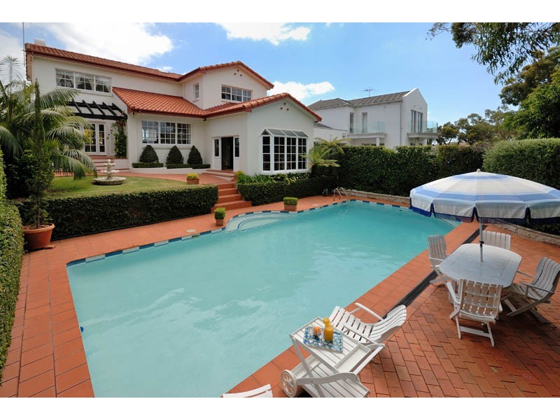 12 Hyndman Parade, Woolooware NSW 2230