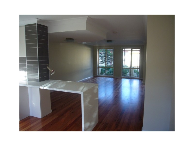 4/102-104 Willarong Road, Caringbah NSW 2229