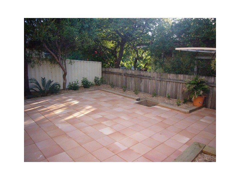 4/102-104 Willarong Road, Caringbah NSW 2229