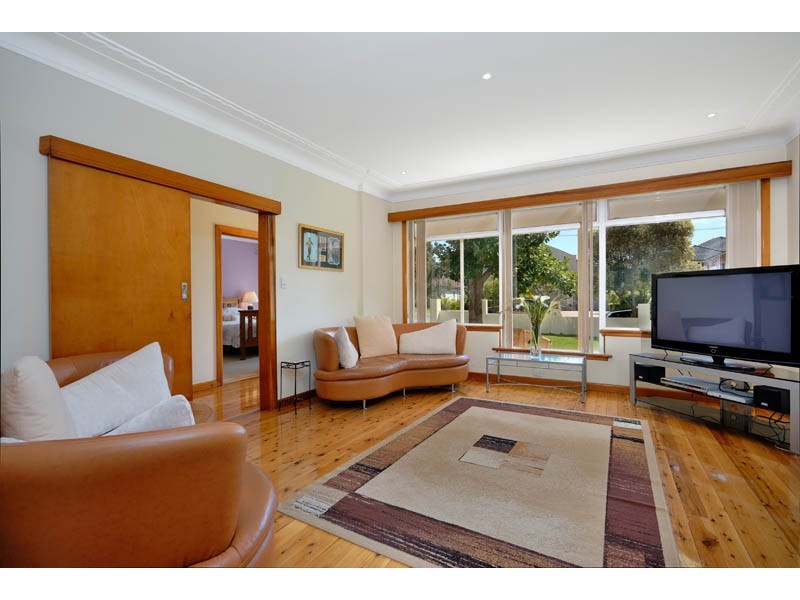 34 Northcote Avenue, Caringbah NSW 2229