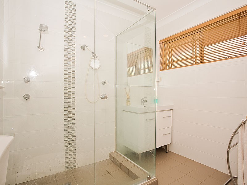 18/33 Gannons Road, Caringbah NSW 2229