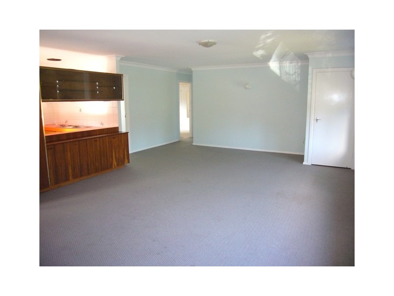 2/4 Taylor Close, Miranda NSW 2228