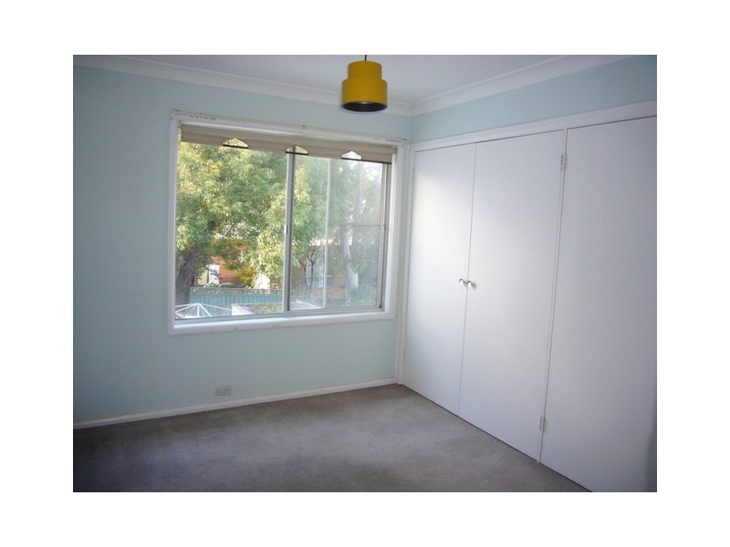 2/4 Taylor Close, Miranda NSW 2228