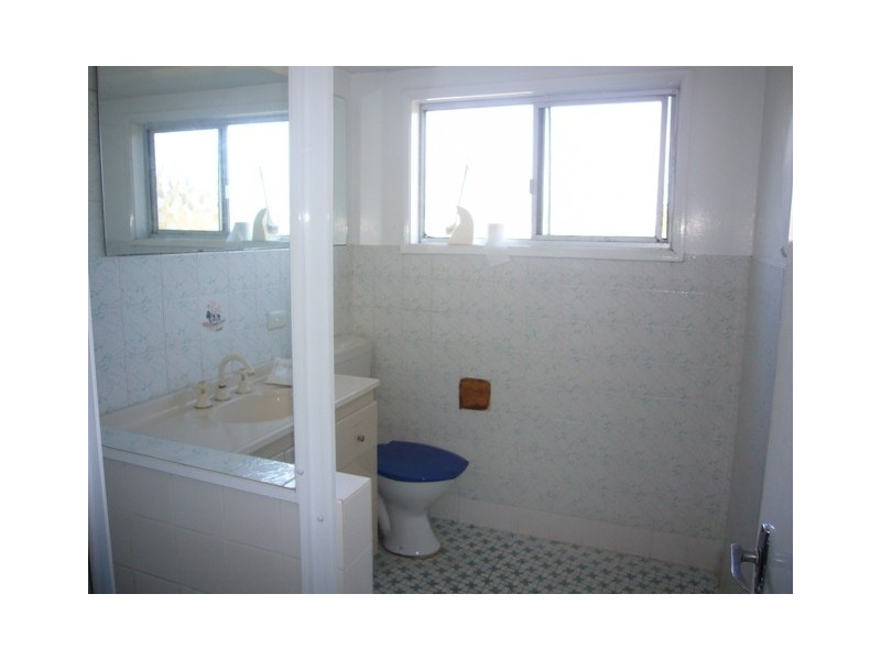 2/4 Taylor Close, Miranda NSW 2228