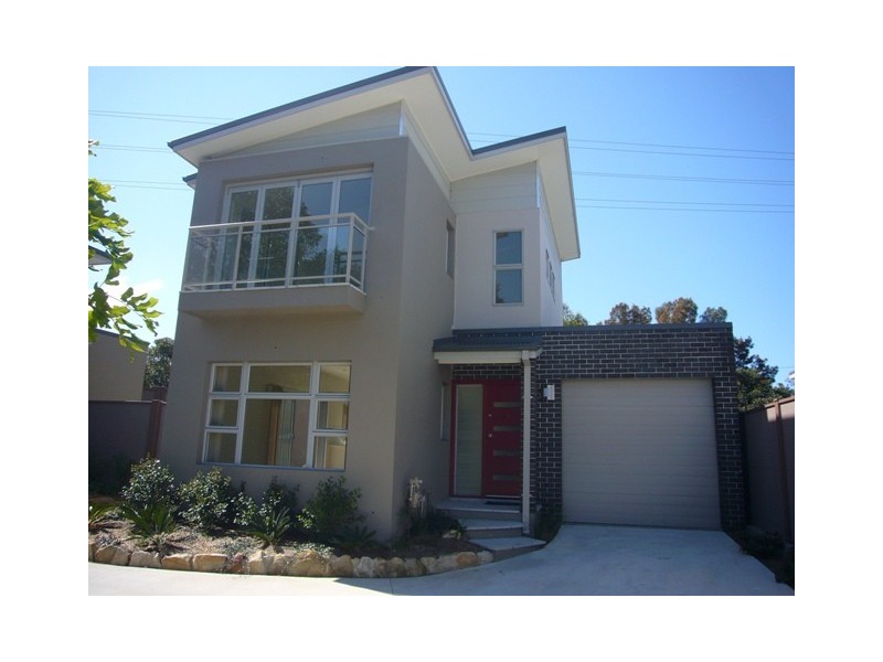 2/9 Fenton Avenue, Caringbah NSW 2229