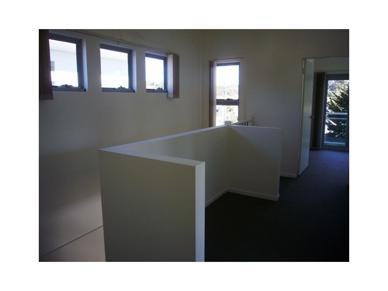 2/9 Fenton Avenue, Caringbah NSW 2229