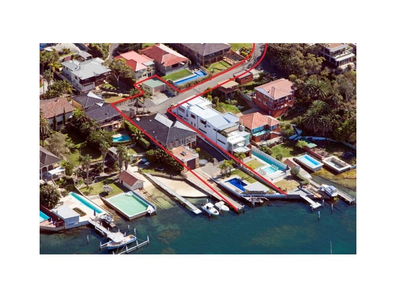 8 Shell Rd, Burraneer NSW 2230