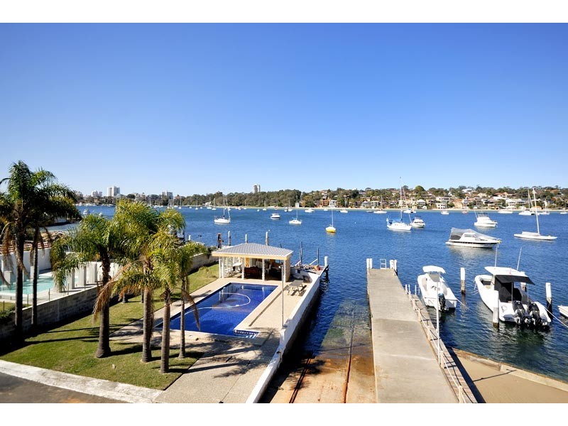 8 Shell Rd, Burraneer NSW 2230