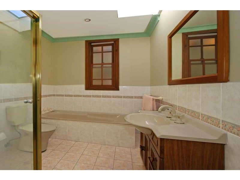 19  Raleigh Avenue, Caringbah NSW 2229