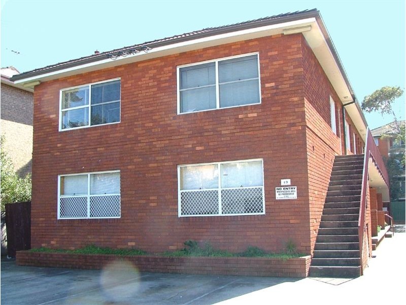 2/13  Burke Road, Cronulla NSW 2230