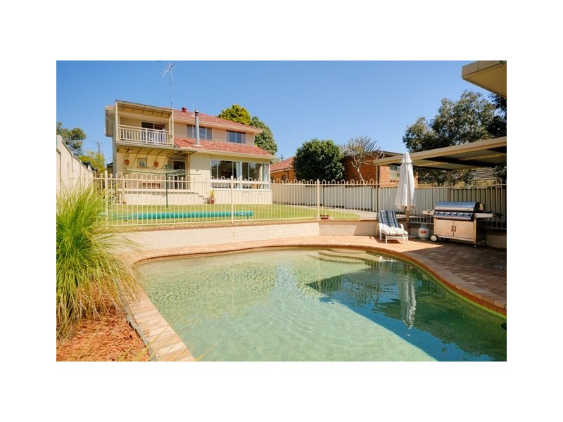 24  Bunarba Road, Gymea Bay NSW 2227
