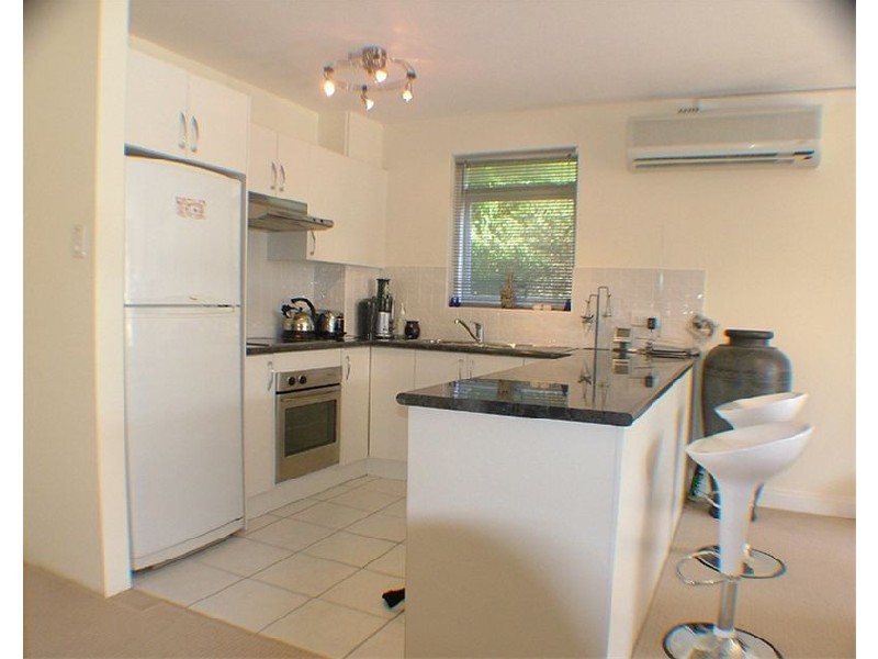 2/8  Searl Road, Cronulla NSW 2230