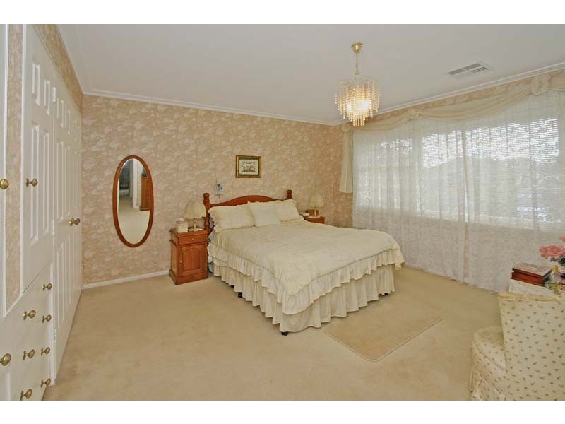 23 Roper Crescent, Sylvania Waters NSW 2224