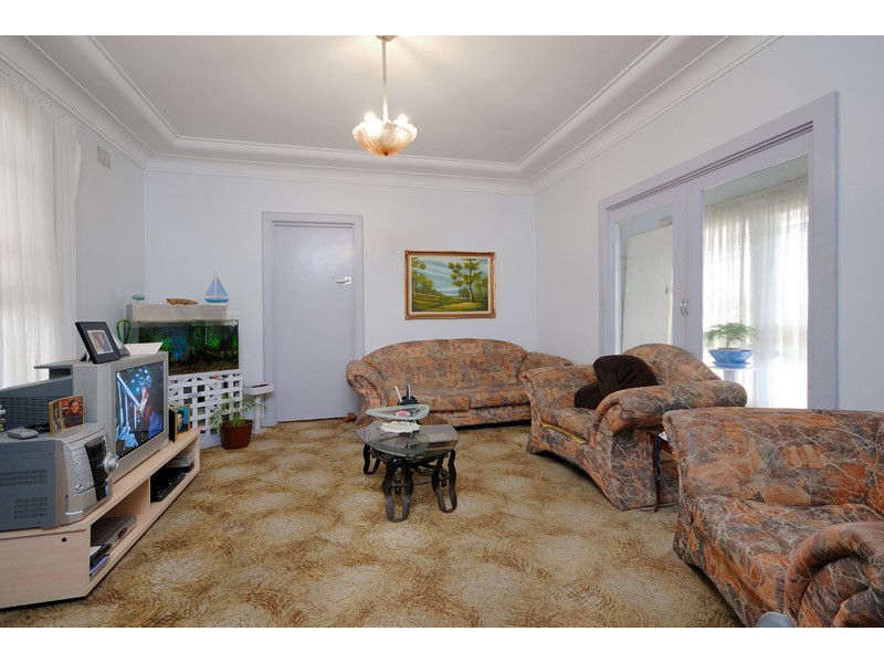 5  Snowden Avenue, Sylvania NSW 2224