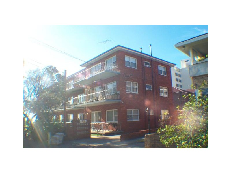 17/12  The Esplanade, Cronulla NSW 2230