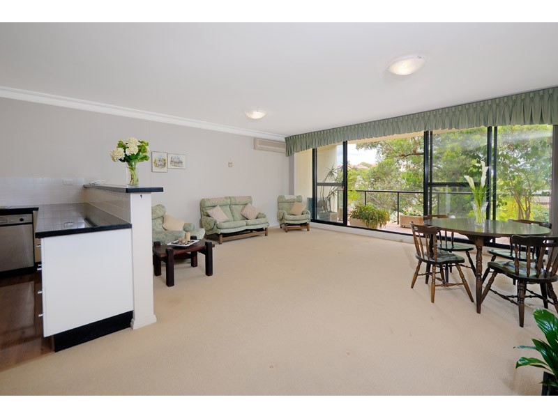 9b/2b  Mowbray Street, Sylvania NSW 2224