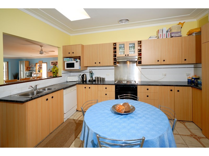 8   Combara Ave, Caringbah NSW 2229