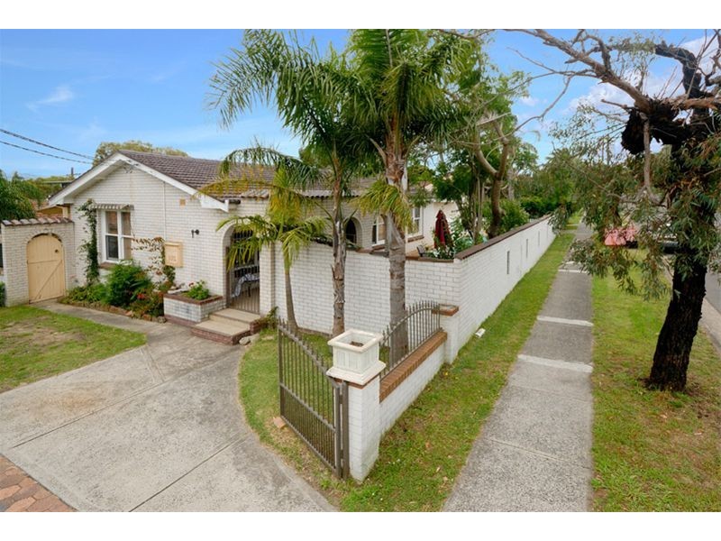 102 Wollybutt Road, Engadine NSW 2233