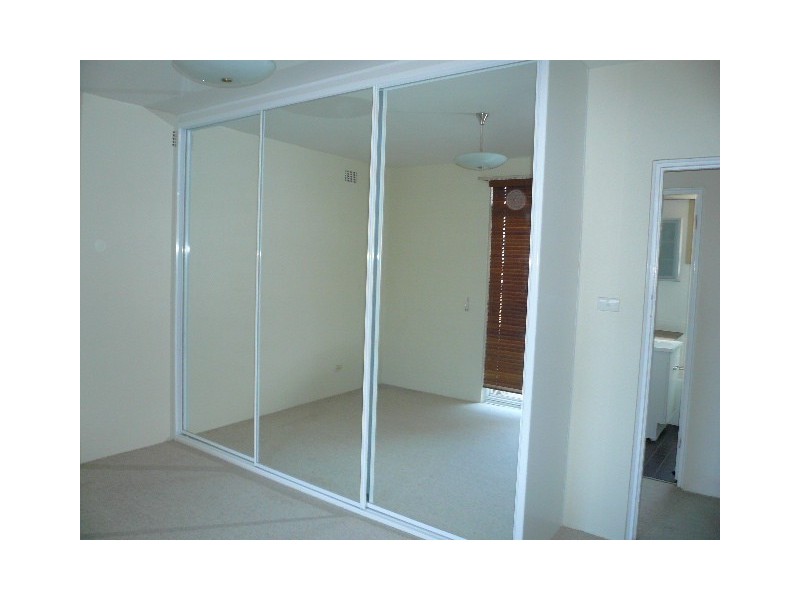 8/18  Burke Road, Cronulla NSW 2230