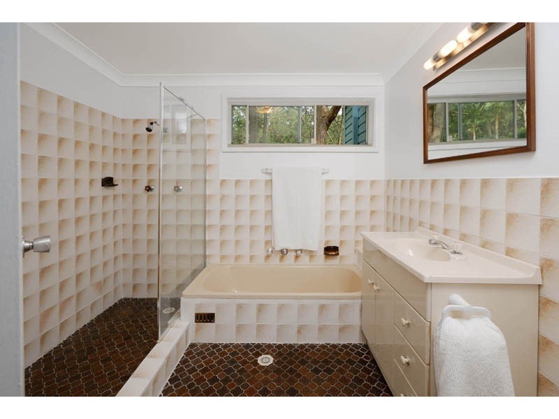 265   Prince Edward Park Road, Woronora NSW 2232