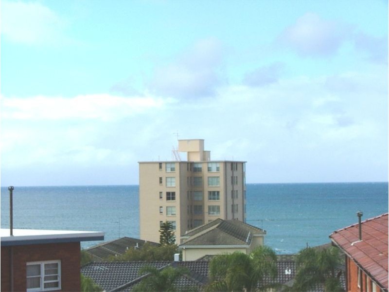 10/24  Parramatta Street, Cronulla NSW 2230