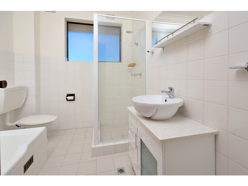 11/12  Ewos Parade, Cronulla NSW 2230