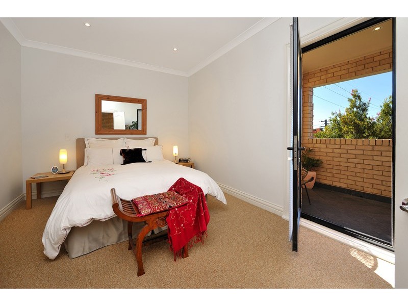 2/274   President Avenue, Gymea NSW 2227