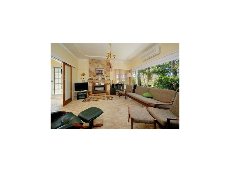 16  Wylmar Ave, Burraneer NSW 2230