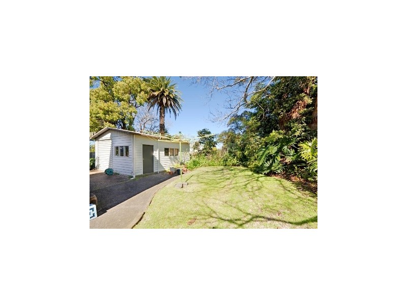 16  Wylmar Ave, Burraneer NSW 2230