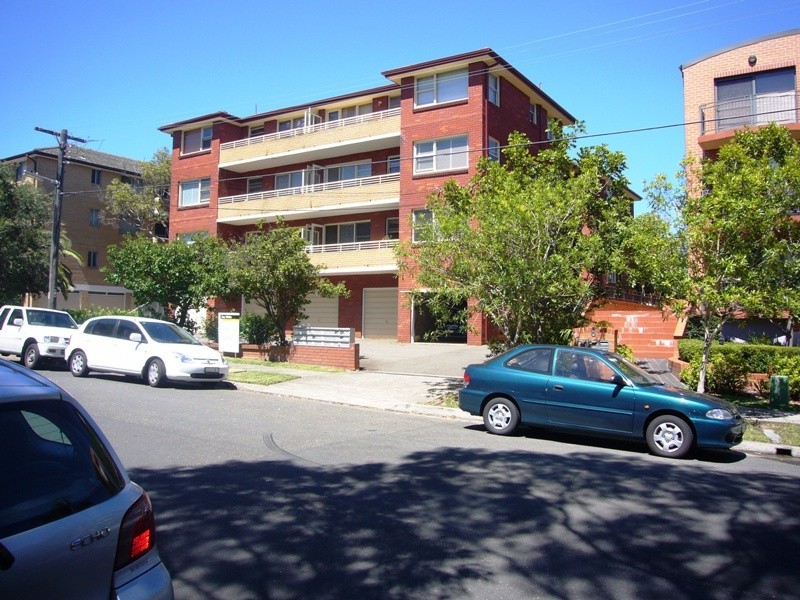 13/4-6  Allison Road, Cronulla NSW 2230