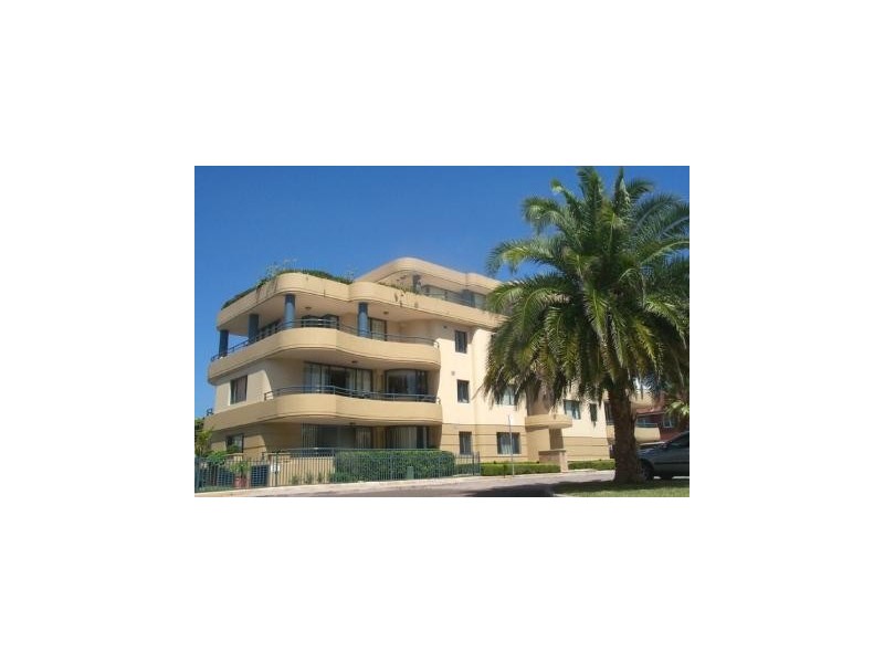 2/5  McDonald Street, Cronulla NSW 2230