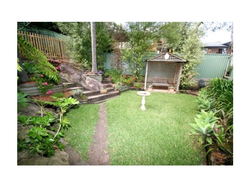 1  Yangoora Close, Bangor NSW 2234