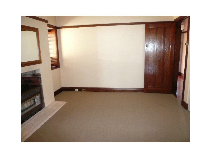 8  Dewrang Street, Carss Park NSW 2221